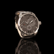 Velké náramkové hodinky Luxxery