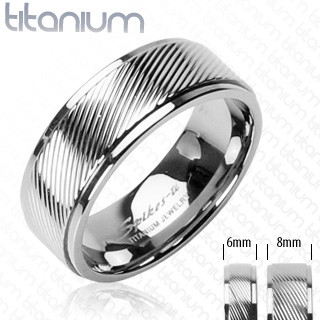 Titanový prsten Spikes SEHRTI0350