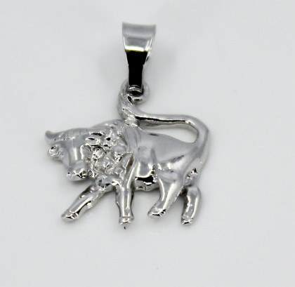 Stříbrný přívěsek se znamením Býka 308522004