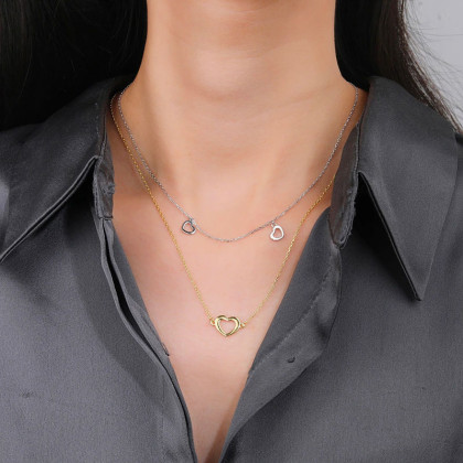 Stylový stříbrný náhrdelník srdce 3139180001