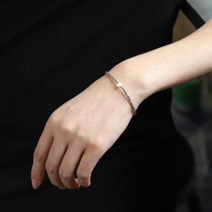 Hematitový náramek s perlou BSS185ST