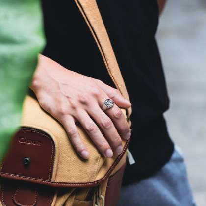 Klasický pánský pečetní prsten z chirurgické oceli RSS1034ST