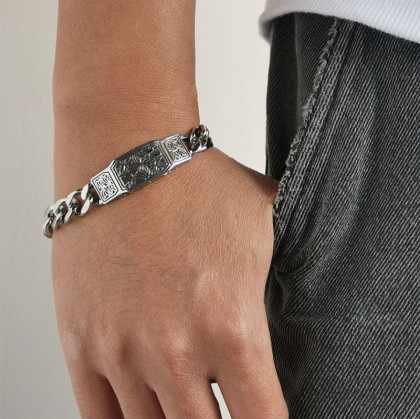 Moderní náramek z chirurgické oceli BSS1060