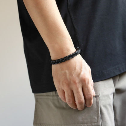 Kožený náramek s chirurgickou ocelí MCBSS188