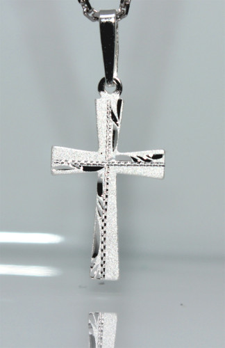 Přívěšek křížek na krk SKZ001