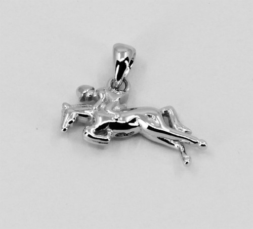 Přívěsek na řetízek stříbrný žokej a jeho kůň 0312993001