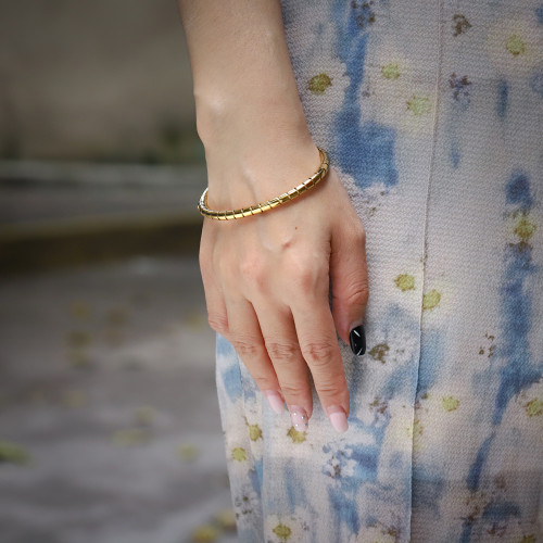 Stylový náramek bangle MBSG14GD