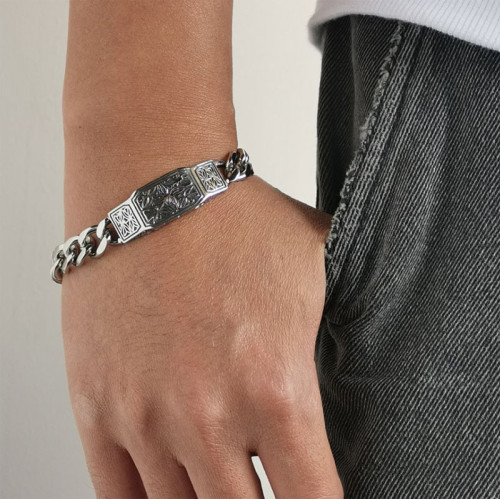 Moderní náramek z chirurgické oceli BSS1060