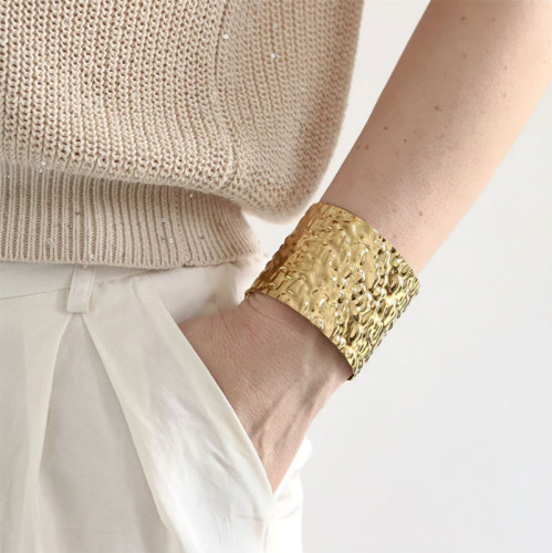 Náramek bangle z chirurgické oceli MBSG19GD